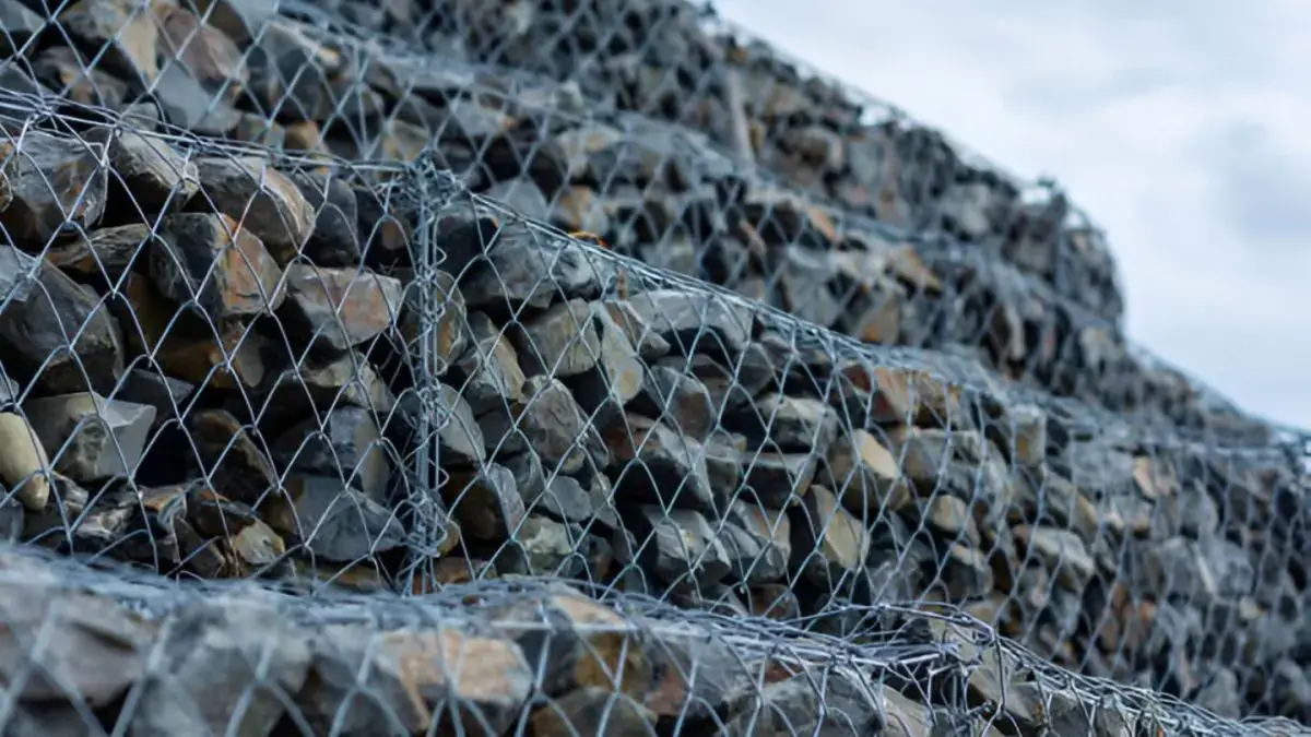 Gabion Baskets vs. Riprap: Which is Better for Shoreline Protection?